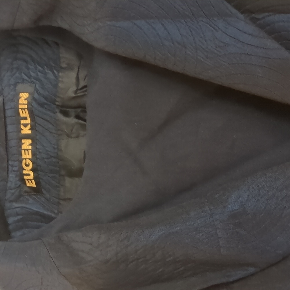 Black jacket - Picture 3 of 4